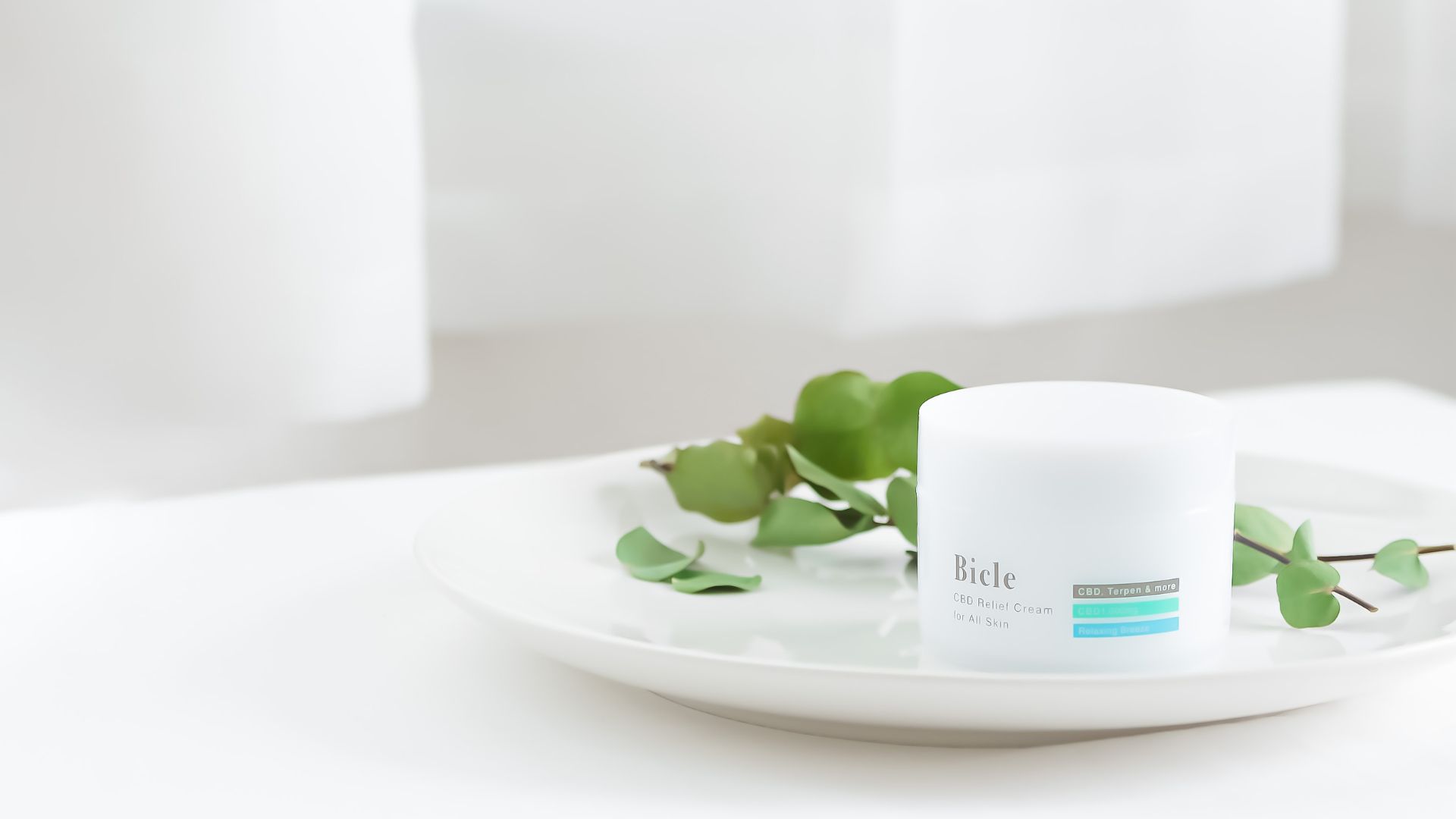 【ユーザー調査第２弾】CBDクリームは「肩こり」に役立つのか？